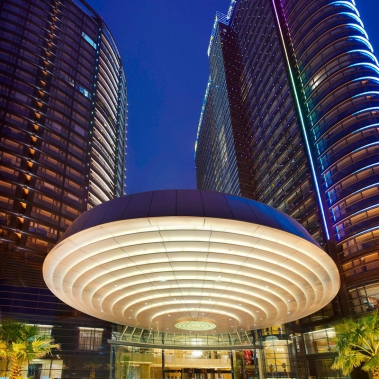 成都首座万丽酒店(五星350套）